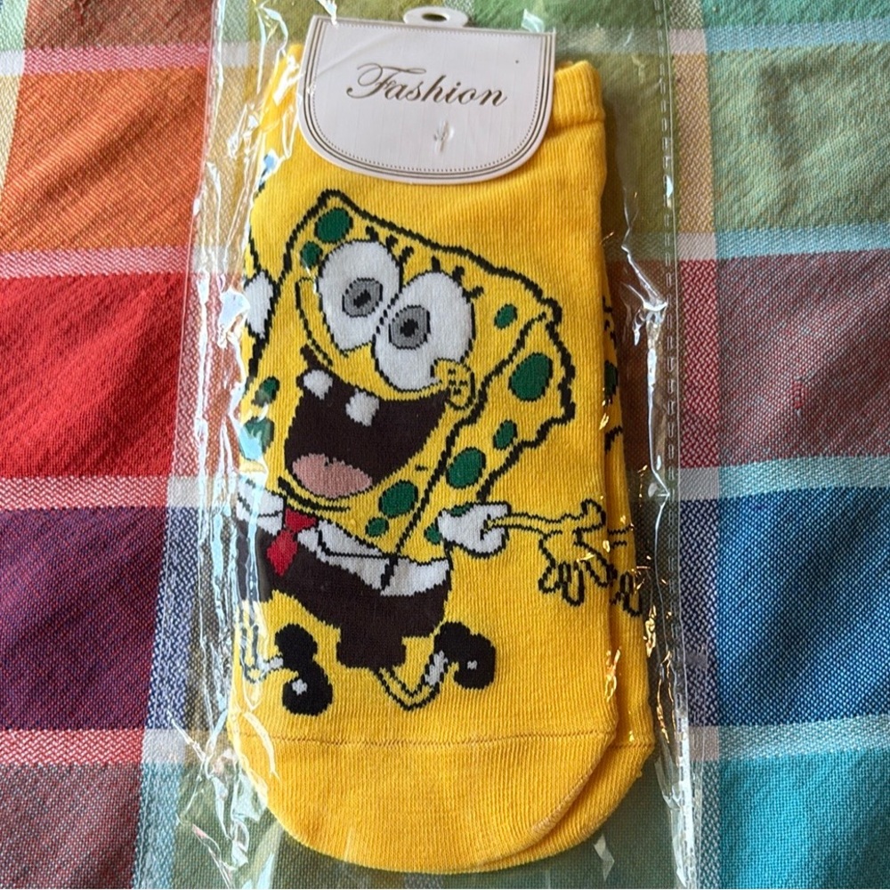 🧽🧦🧽SPONGEBOB SQUAREPANTS SOCKS 🧽🧦🧽NWT 🧽🧦🧽